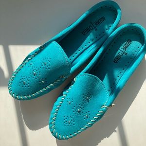 Minnetonka Turquoise Moccasins for Women Size 9
